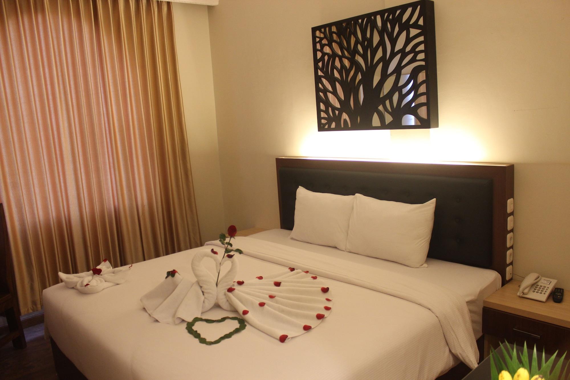 D'Salvatore Boutique Hotel Yogyakarta Maguwo Exterior photo